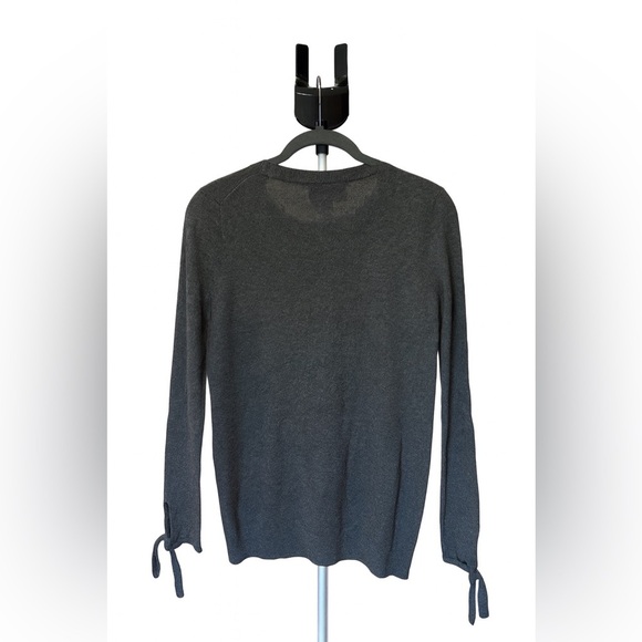 Banana Republic NWT Filpucci Fine Italian Yarn Gray Sweater Size Small - Picture 2 of 5